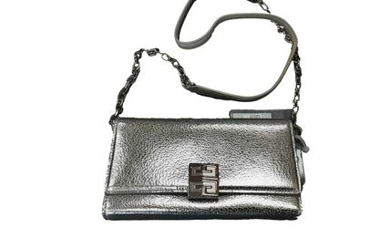 Givenchy Silver 4g Wallet On Chain Silver Purse / Handbag