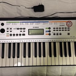 Yamaha YPT-255 61-Key Portable Keyboard - Good Condition 