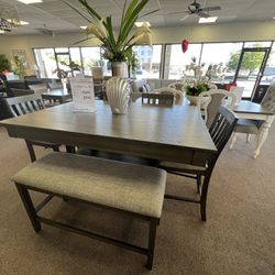 6 Pc Dining Table🎊🎊🎊