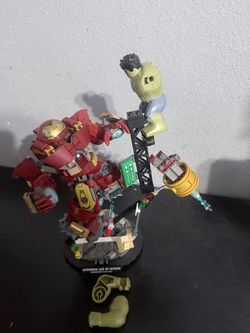LEGO Avengers Hulkbuster vs. The Hulk 76343