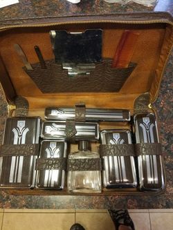 Brand new Vintage shaving kit