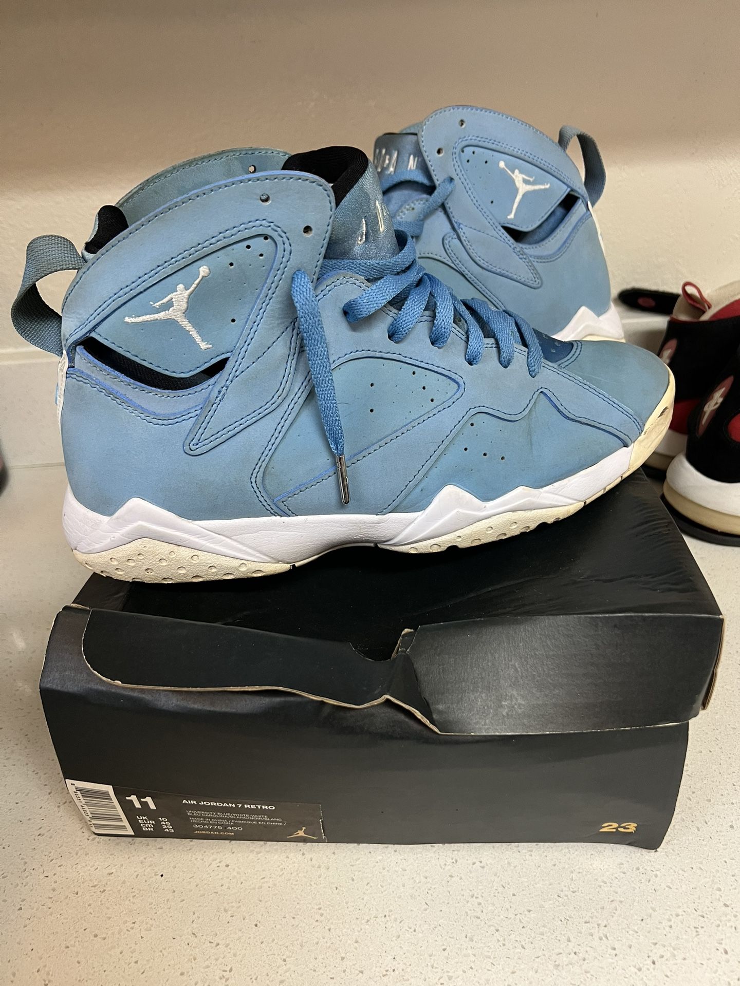 Nike Air Jordan 7 Retro "Pantone"