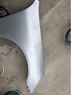 2003-2006 Infiniti G35 fenders