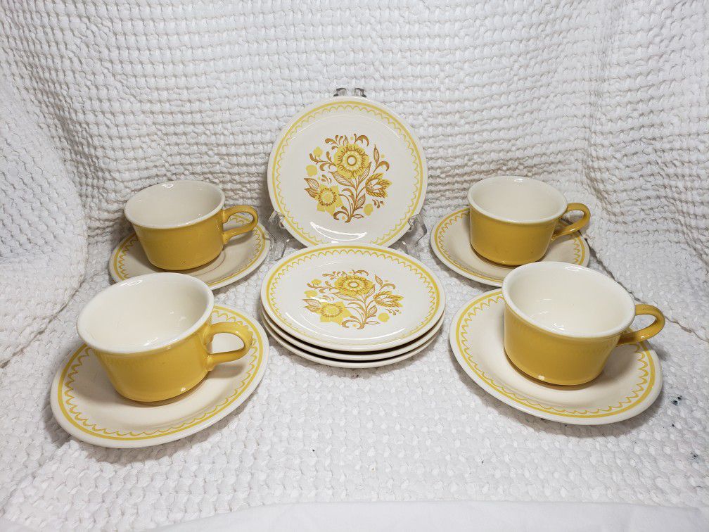 VINTAGE 14PC IRONSTONE ROYAL CHINA USA JUBILEE CAVALIER YELLOW WHITE.  GOOD CONDITION.  DESSERT DISH (4)   6 3/8"  ,  SAUCERS (4)  6 1/4"  ,  CUPS (6)