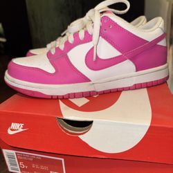 Pink Dunks 6.5 Women’s 5y