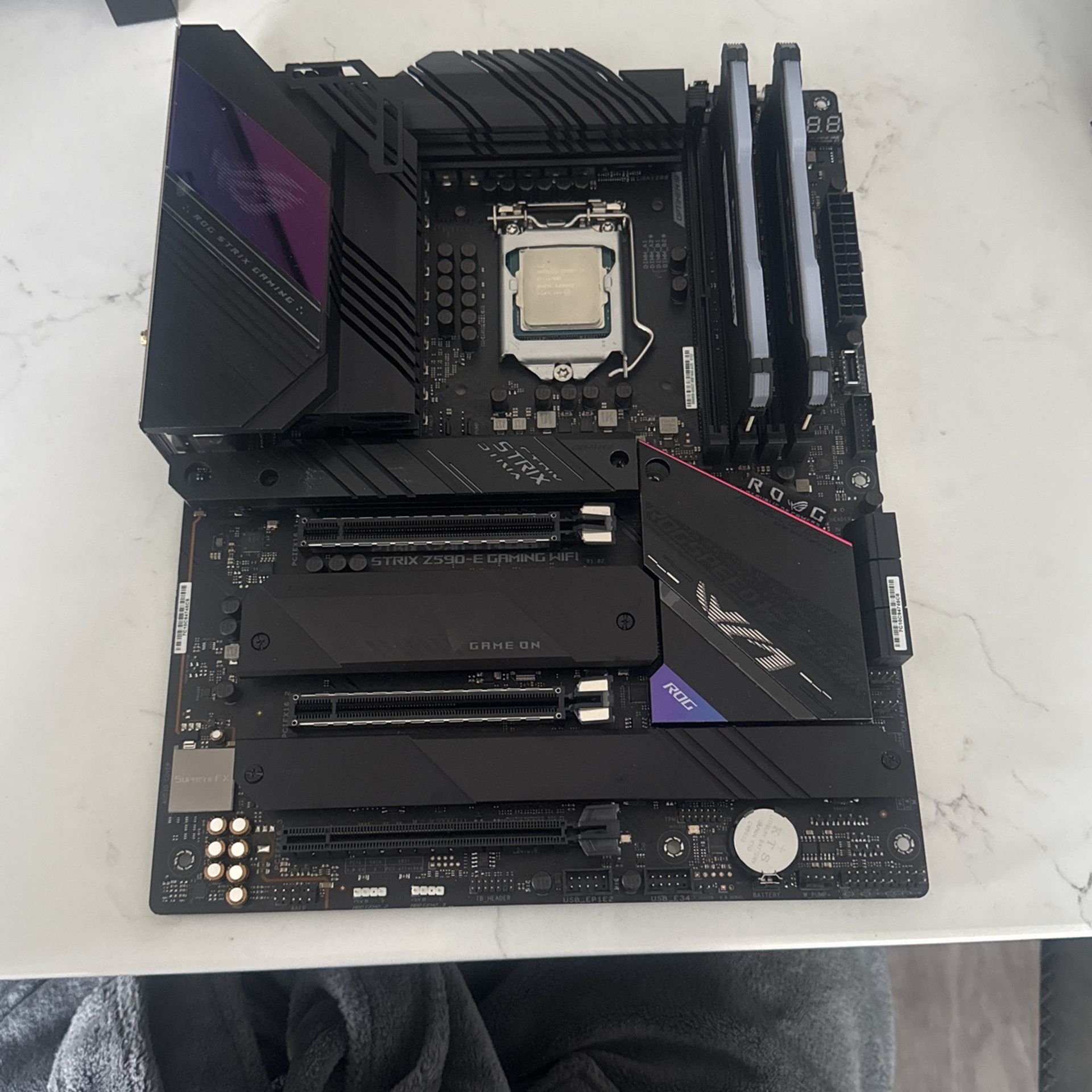 I7 11700k CPU + Corsair 280 Liquid Cooler * ASUS - ROG STRIX Z590-E GAMING WIFI Socket LGA 1200 USB 3.2 Intel Motherboard