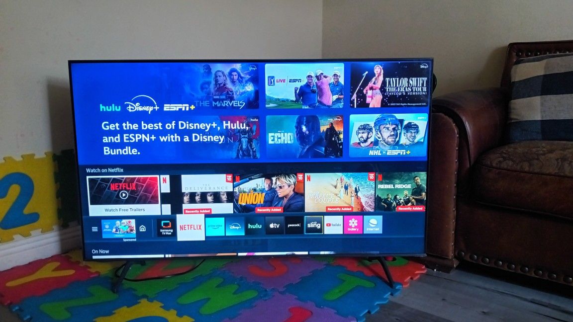SMART TV 55" INCHES SAMSUNG 4K UHD