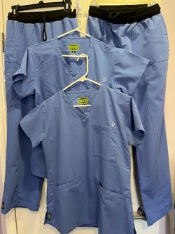 AVE LIGHT BLUE SCRUBS-2 TOPS 2 BOTTOMS-ALL WOMEN SIZE SMALL