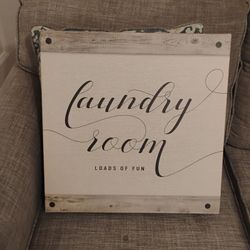 Laundry Room Picture 