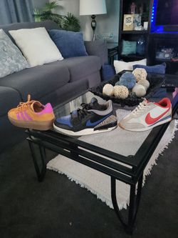3 pair of sneakers $100