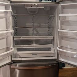 Whirlpool Refrigerator 