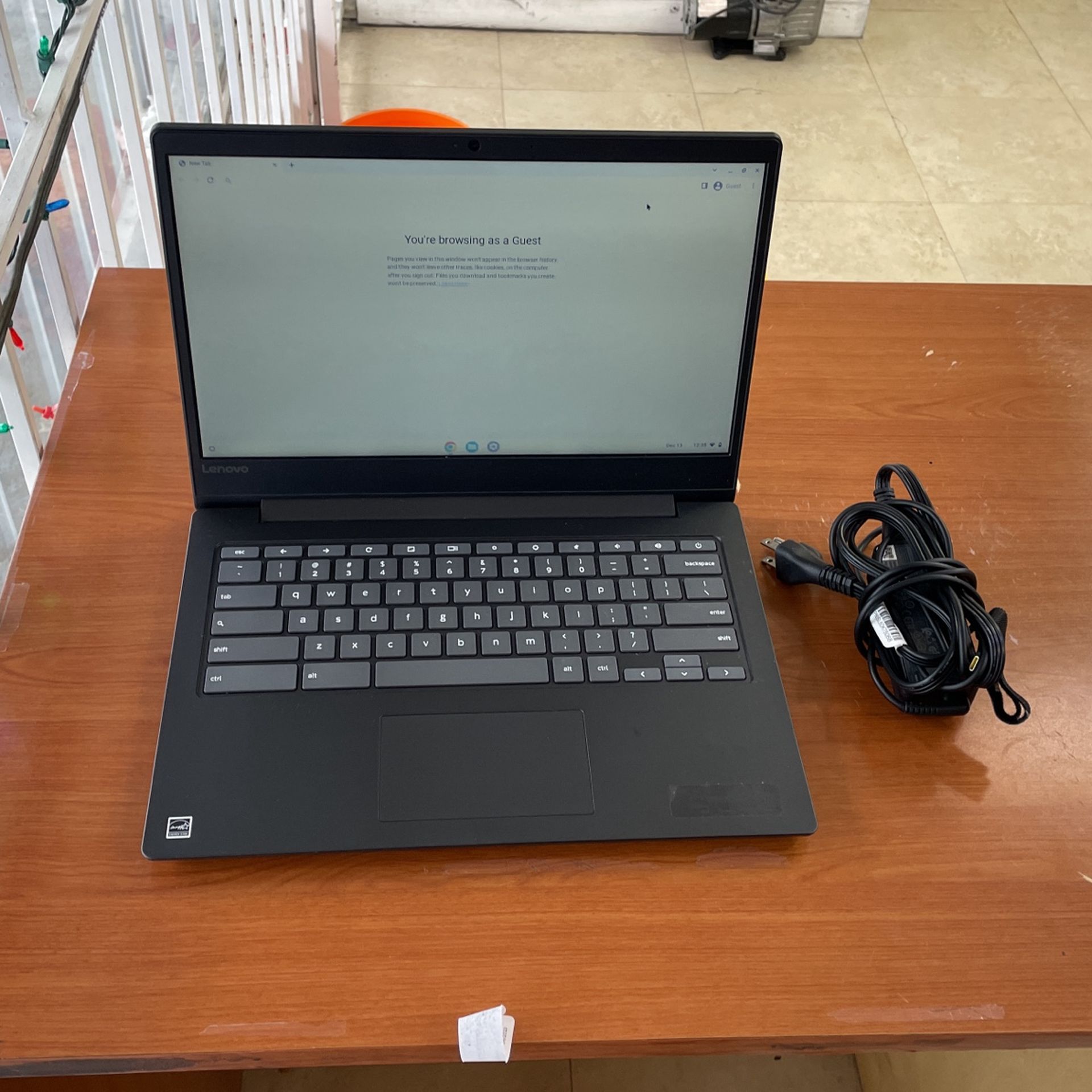 Lenovo Chromebook S330 81JW