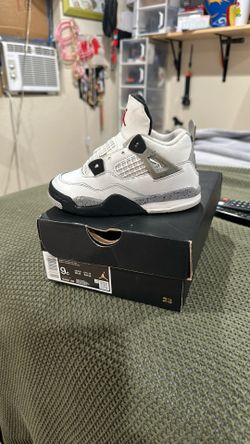 Jordan 4 Cement