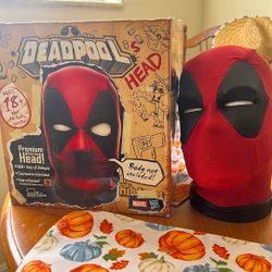 Deadpool Talking Head 