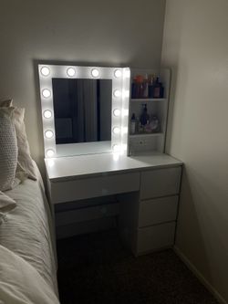 Vanity Table