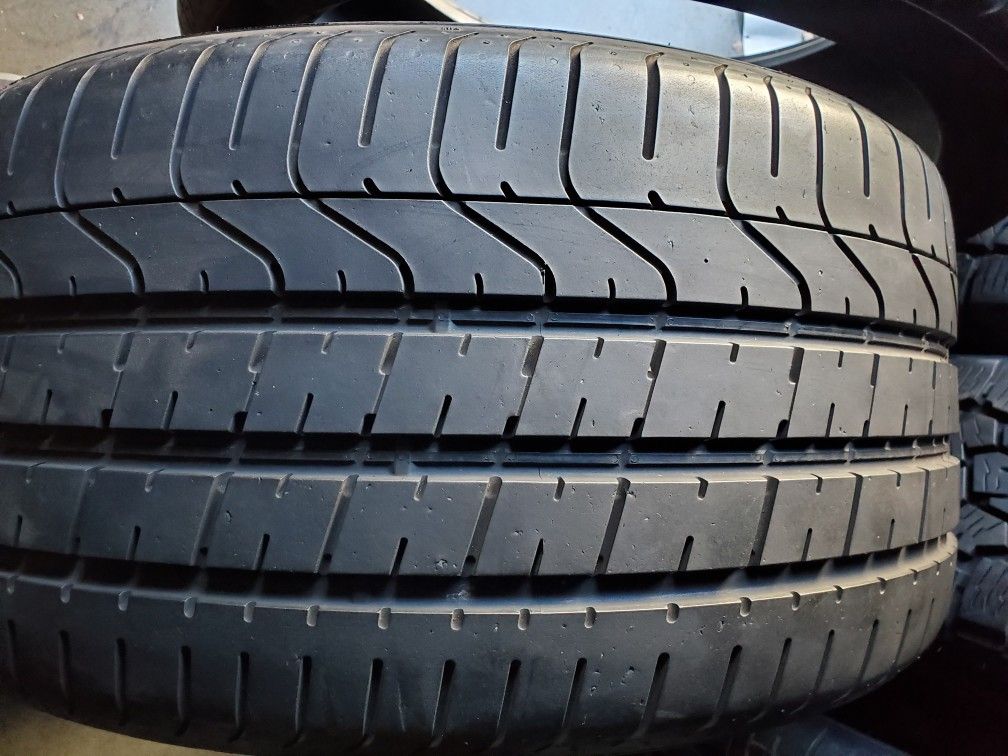 1 Tire 295/30/20 Pirelli Pzero Excellent