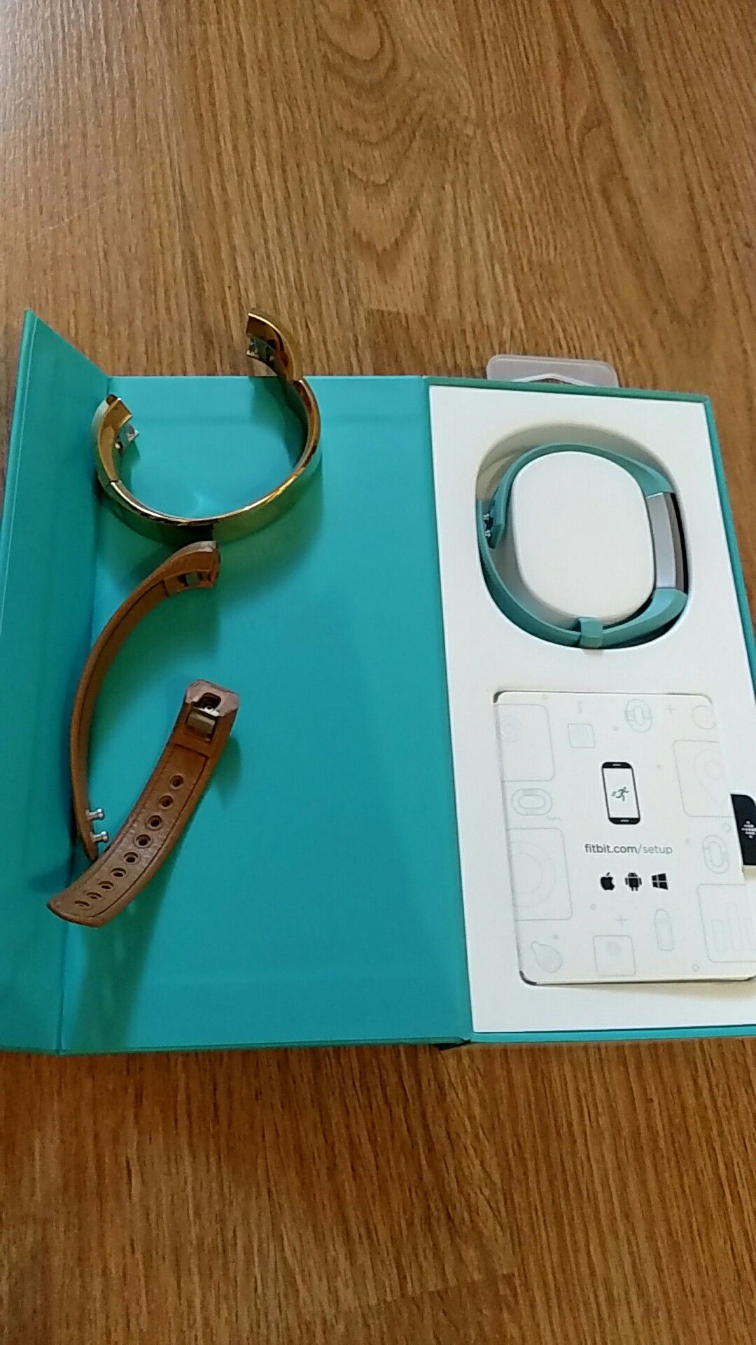 Fitbit Alta with 3 straps
