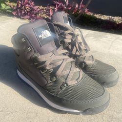 The North face Hiking Boots / Size 11.5