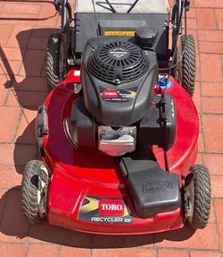 Toro 22” with GCV Honda 160 motor. Front wheel drive self propelled mower. Mint condition. Must see!