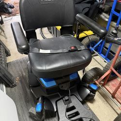 Electric Mobility Wheelchair