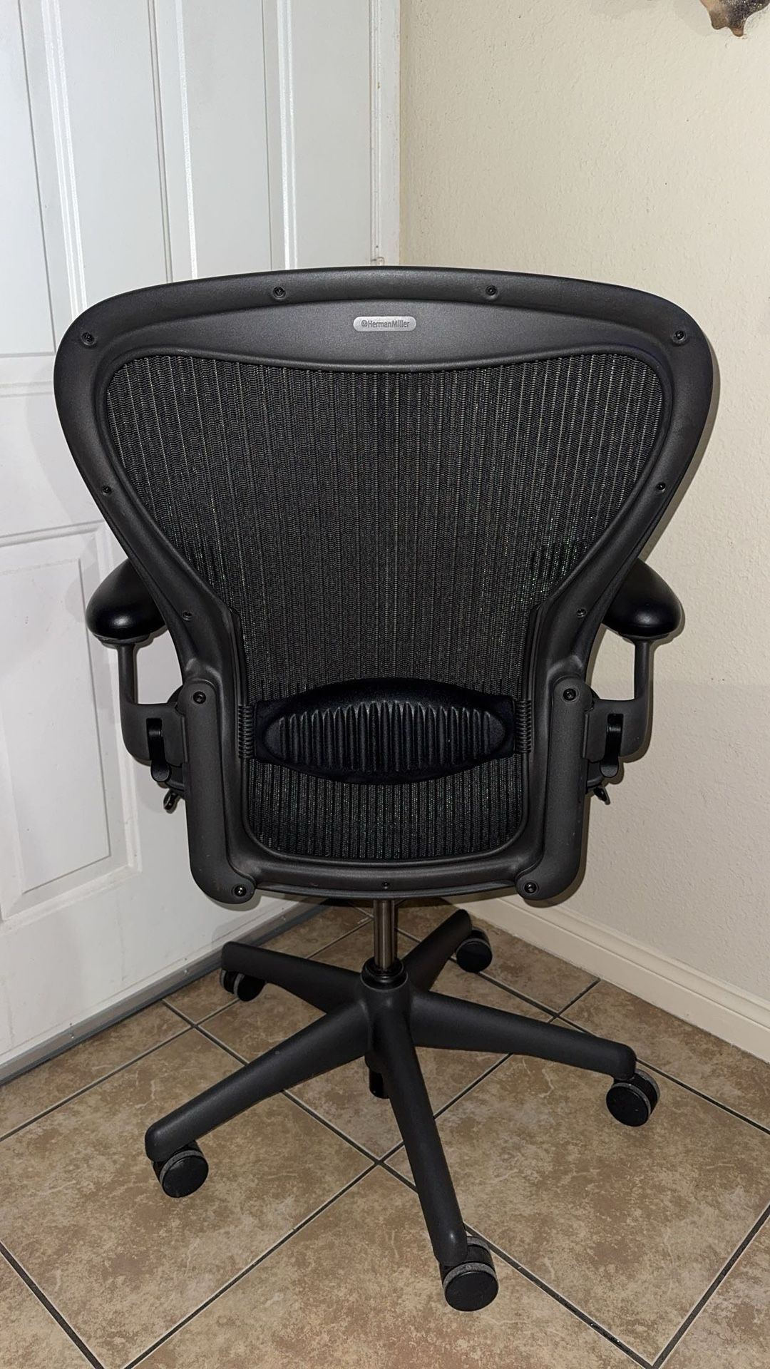Herman Miller Aeron Size (C)