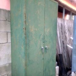 Vintage Metal Cabinet 