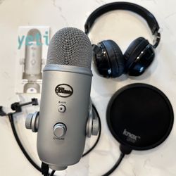 Blue Yeti Ultimate USB Microphone Skullcandy Headphones Pop Filter Bundle