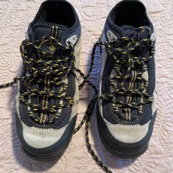 Yukon Hiking Shoes 