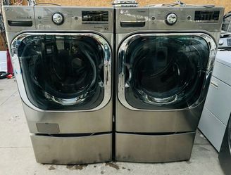 LG.  WASHER 5.5cubic And Gas  DRYER