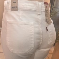 Levi’s Size 28