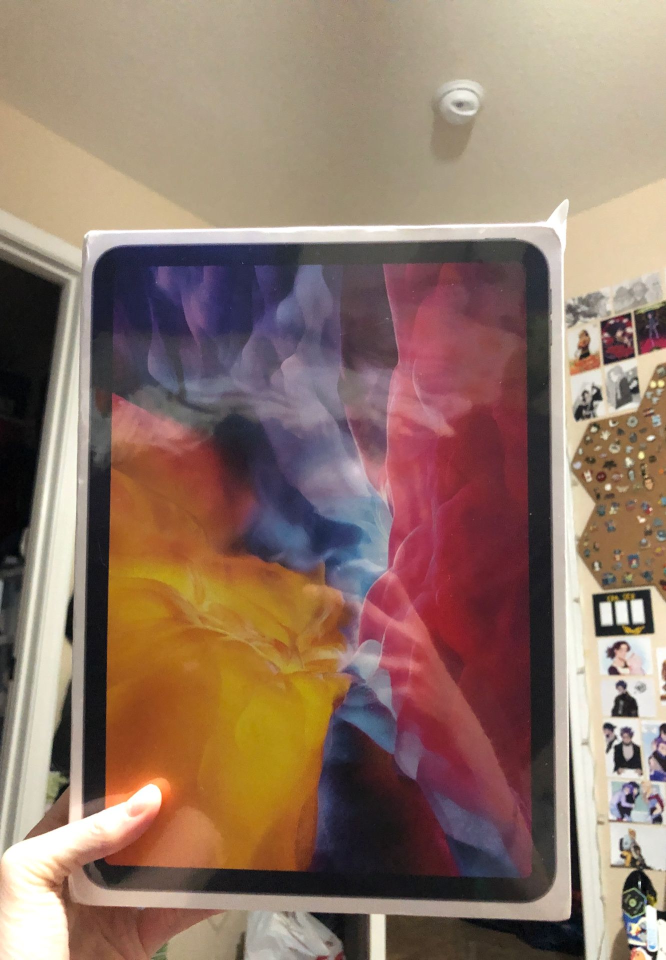 UNOPENED 128GB 11” iPad Pro 2020 2nd gen with AppleCare