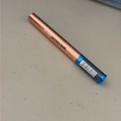 Revolution Stock Shadow Luster Wand Intense Blue