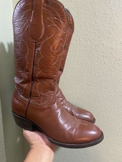Vintage men’s Crown Boot Company Cowboy Western boots Size 9 D