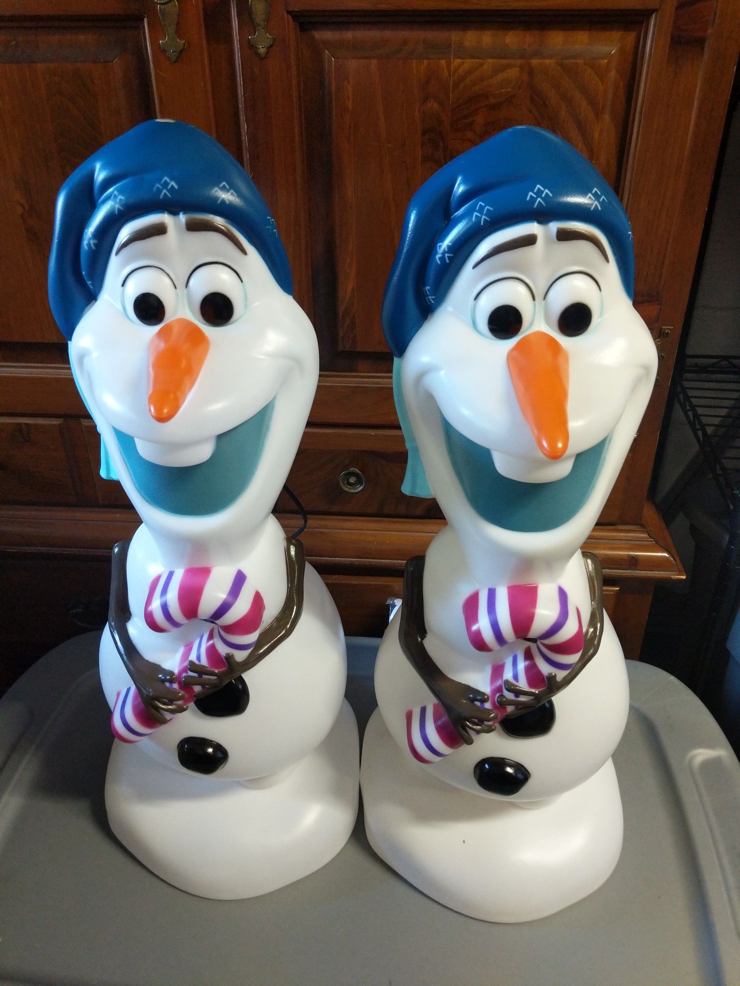Olaf Blow Mold Disney