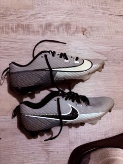 Nike vapor football cleats