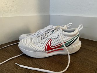 Nike Tennis/Pickleball Shoes