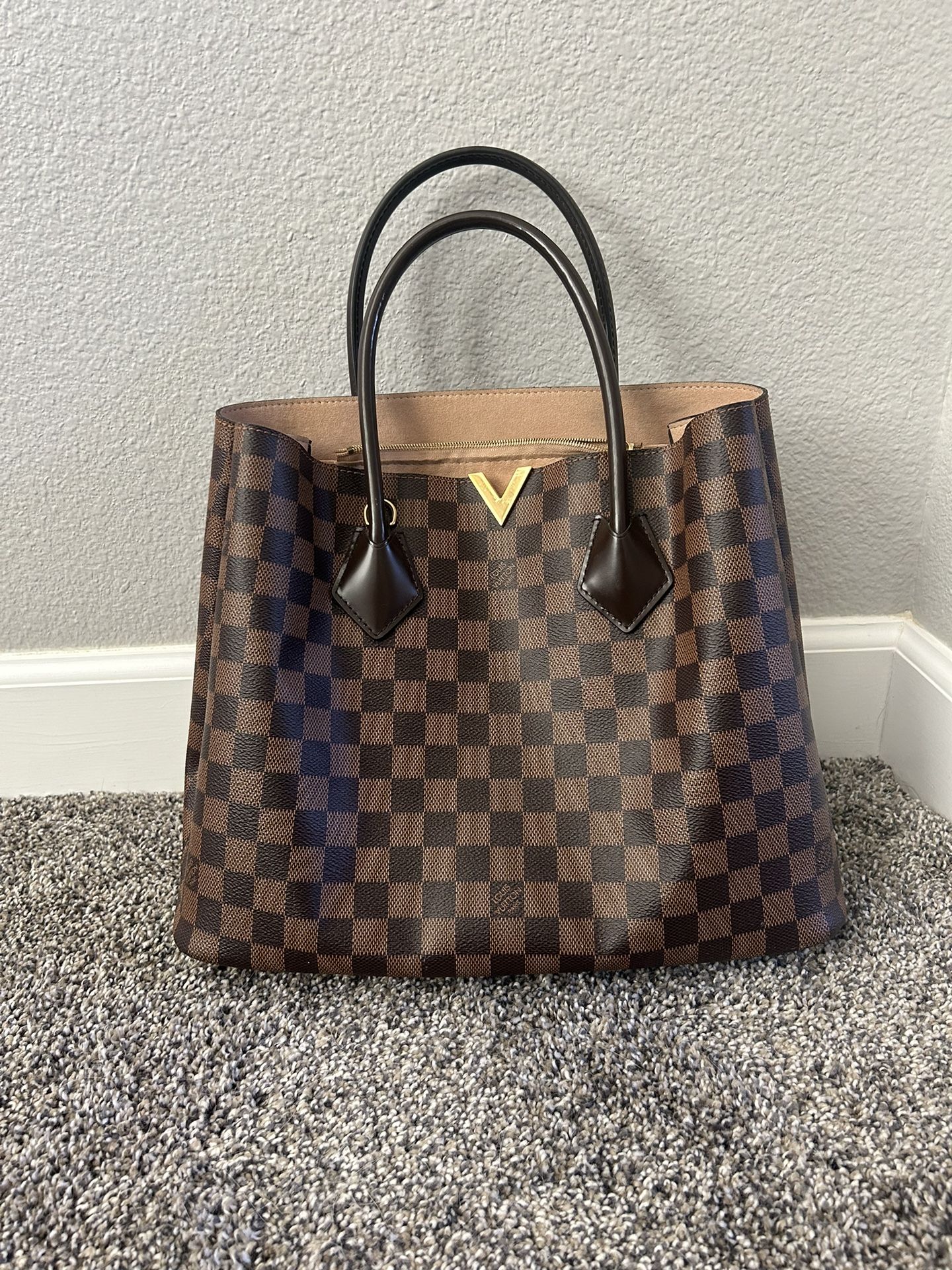 Louis Vuitton Kensington Handbag Damier