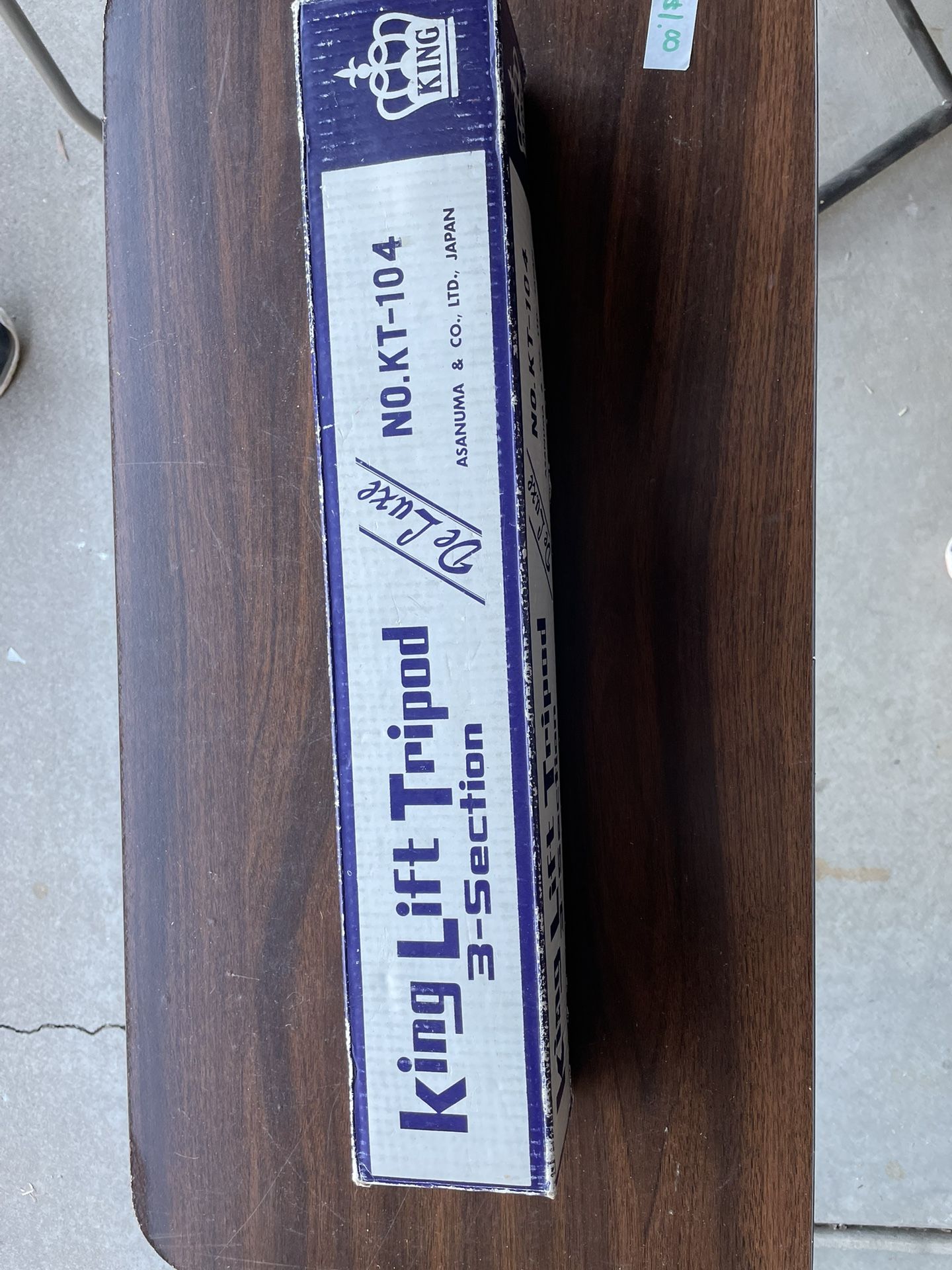 Vintage Lift Tripod In Box