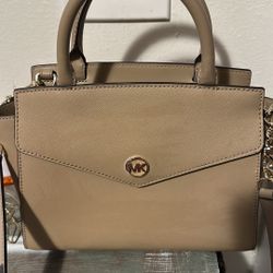 Michael Kors Bag Like New