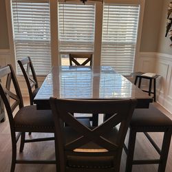 Dining set