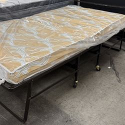 BRAND NEW 30” Rollaway Bed, Folding Bed On Wheels, Mattress Included 