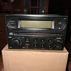 Nissan car radio original