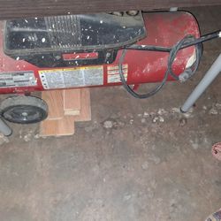 17 Gallon Husky Air Compressor 