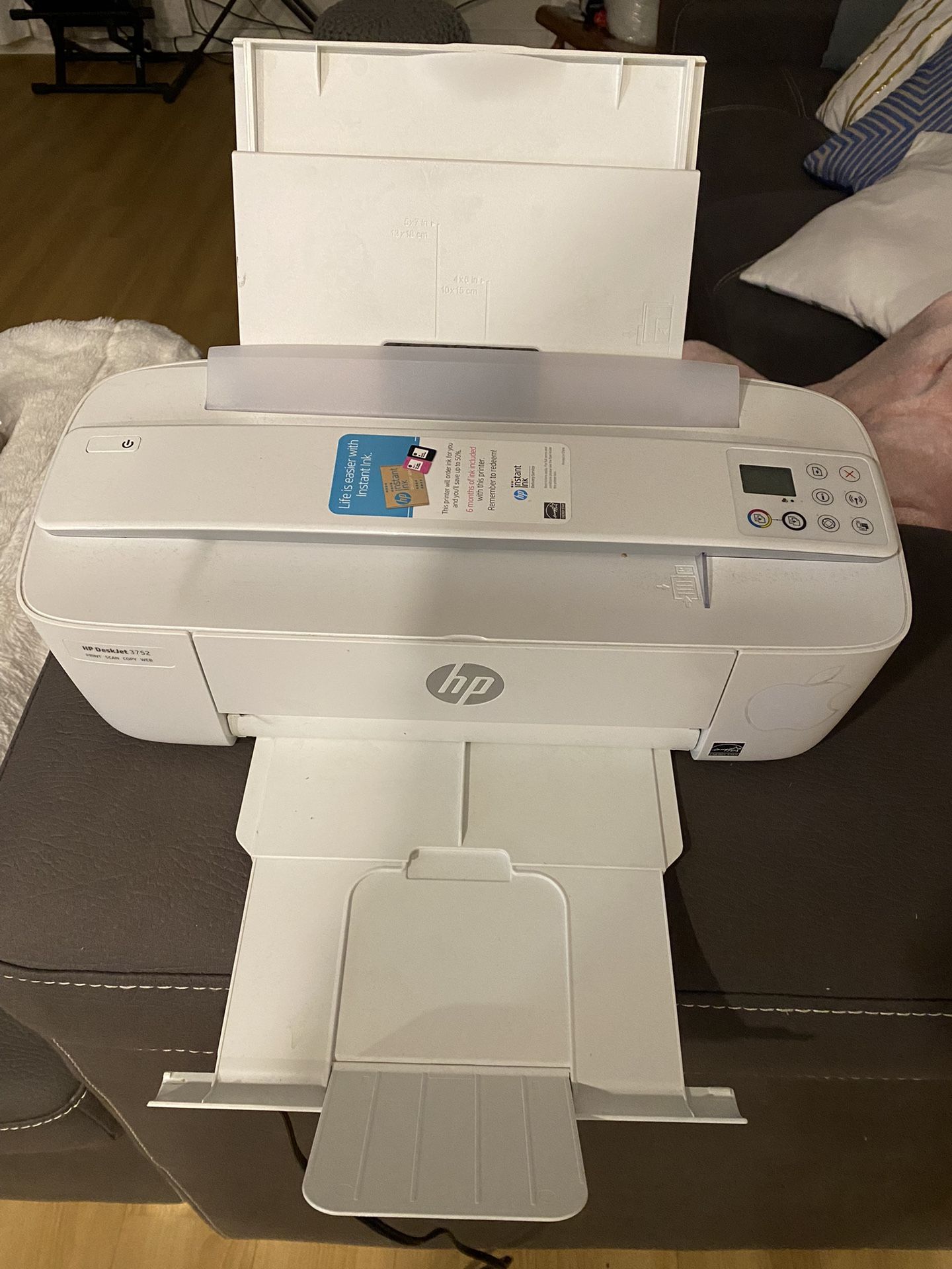 HP DeskJet 3752 Printer