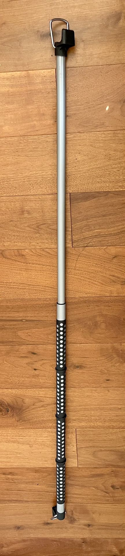 Car back seat Clothes Hanging Rod - Expanding / Telescoping