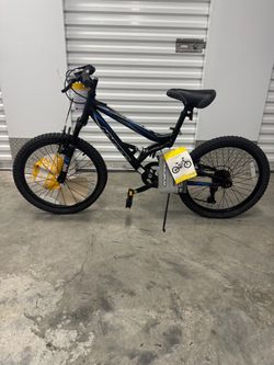 Hyper Shocker MTB 20 inch Kids Mountain Bike