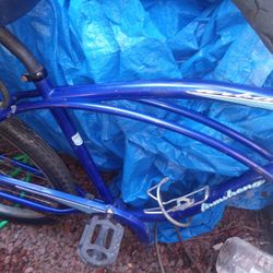 BEACH ⛱️⛱️ CRUISER W SPORTS BASKET & VERY LARGE DIAMONDBACK GEAR BIKE FOR MEN 6 FEET AND UP!only  80 Each!!!! BETTA HURRY 😉😄😄😁 