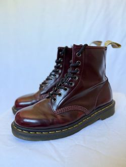 DR MARTENS OXFORD BLOOD BOOTS/ MENS SIZE:8