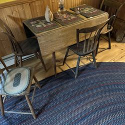 Early Drop Leaf Table With Four Chairs 