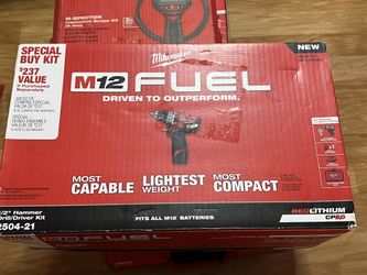 Milwaukee 1/2" Hammer. Drill/Driver Kit 2504-21